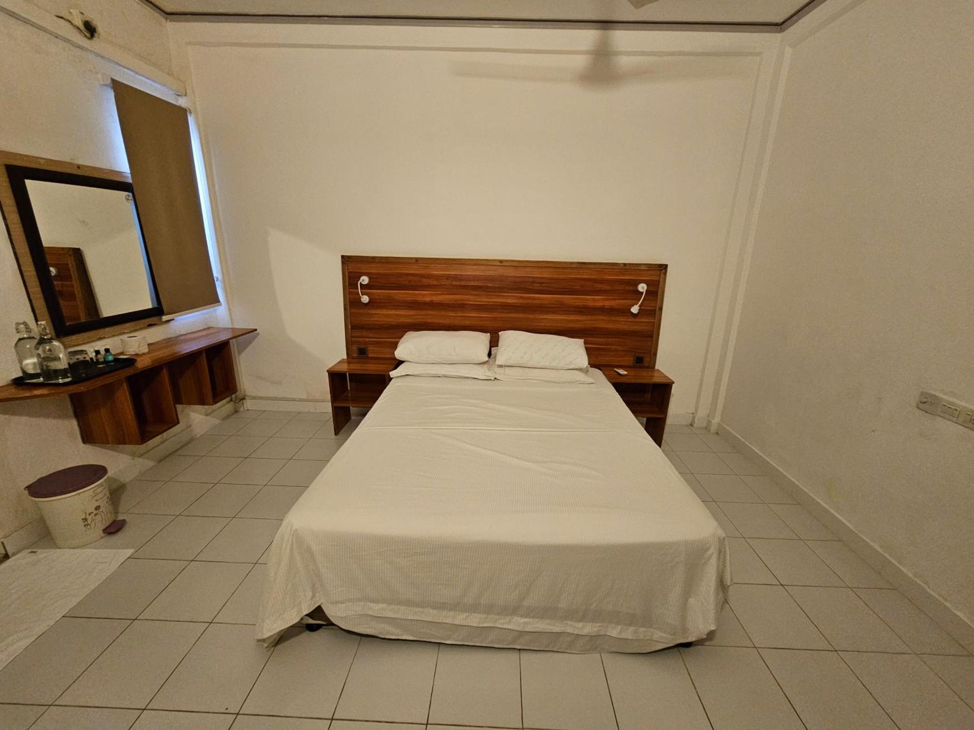 Batuta Maldives Surf View Hotel Тулусдоо Стая снимка