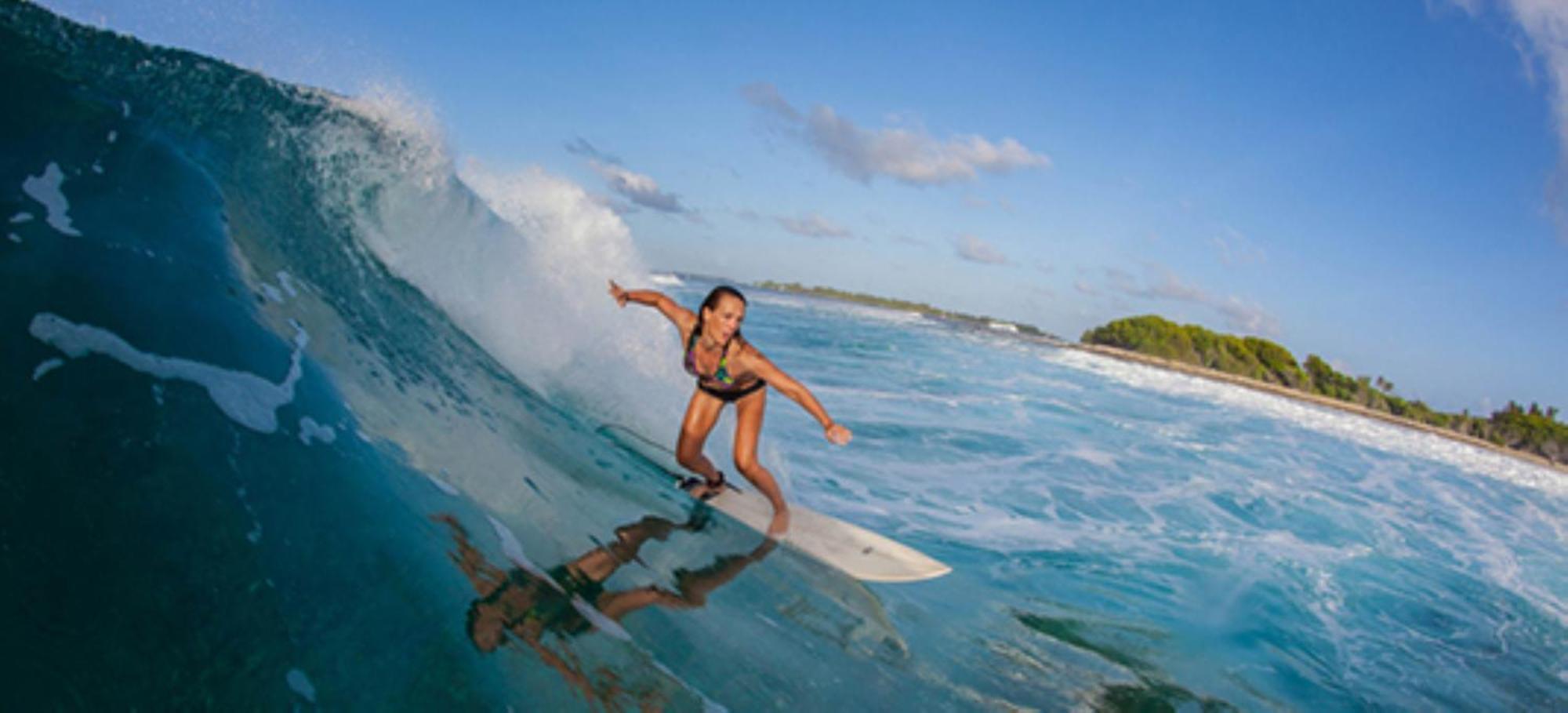 Batuta Maldives Surf View Hotel Тулусдоо Екстериор снимка