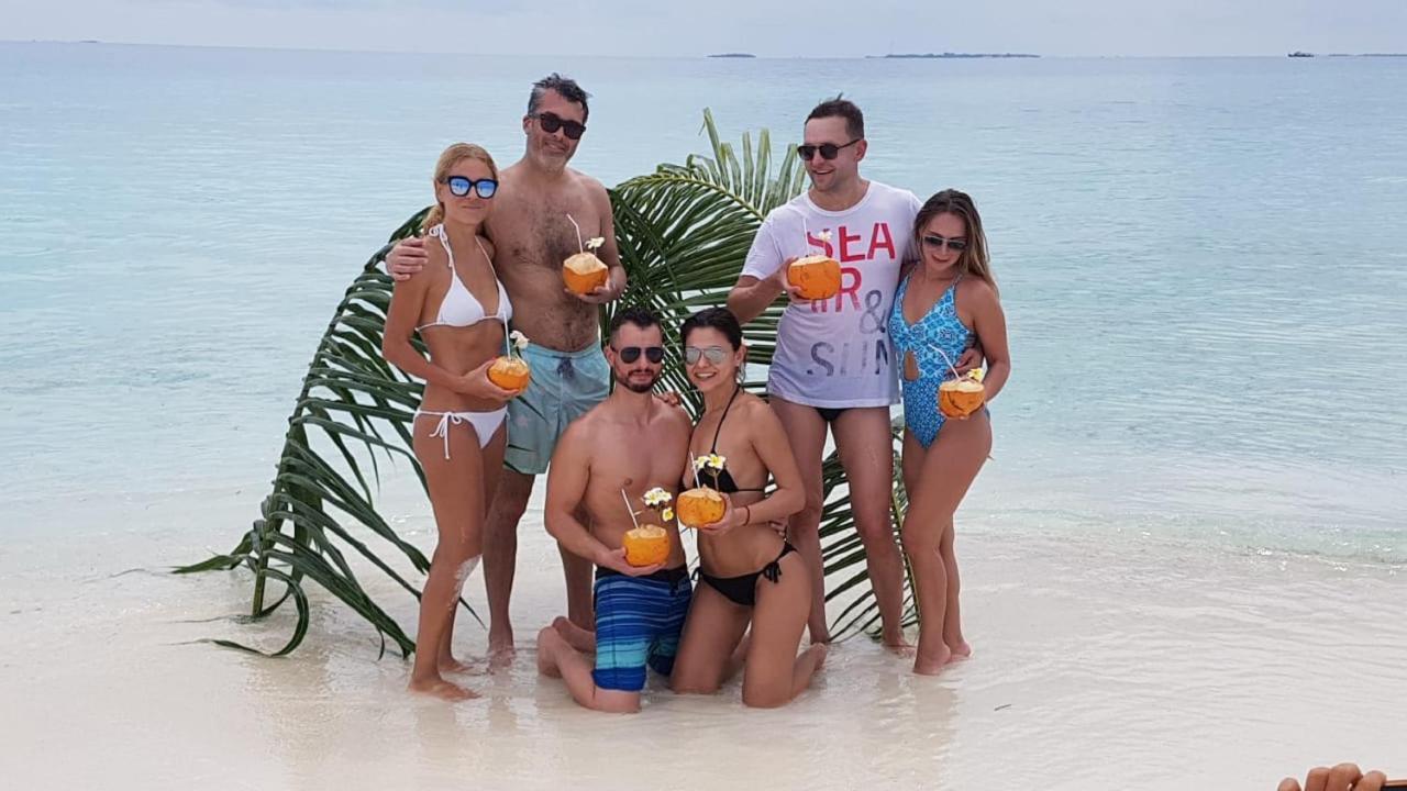 Batuta Maldives Surf View Hotel Тулусдоо Екстериор снимка